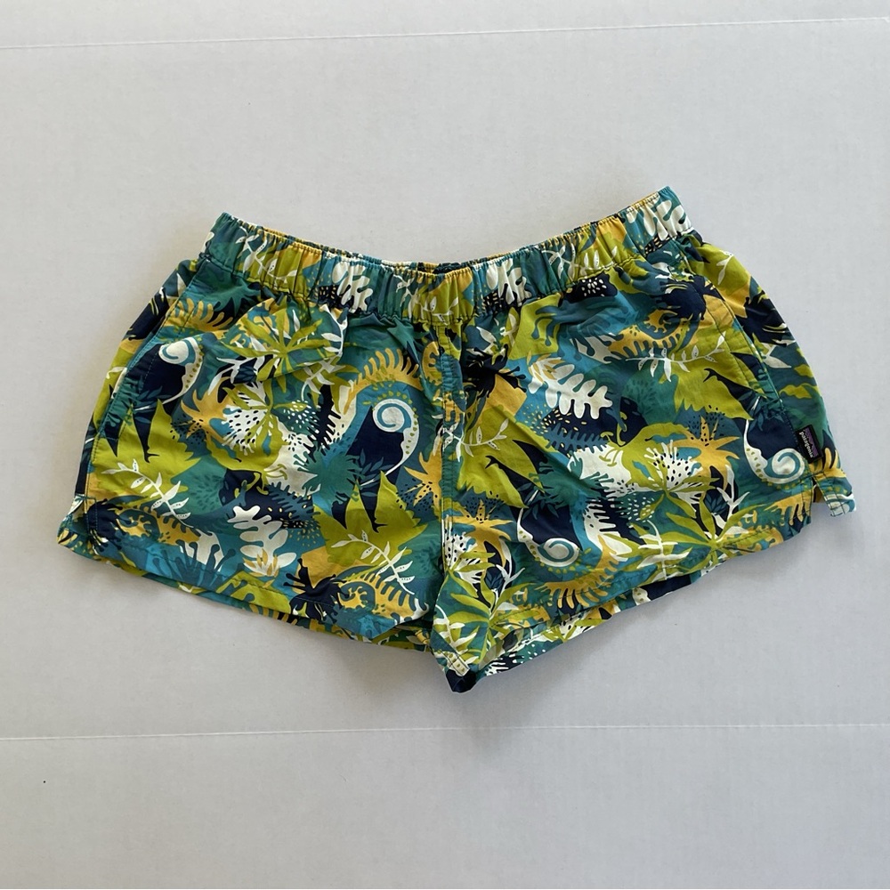 Patagonia Women’s Barely Baggies Shorts 2.5” Tropical Floral Blue Green Medium